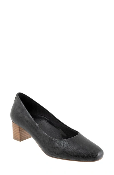 Trotters Daria Block Heel Pump