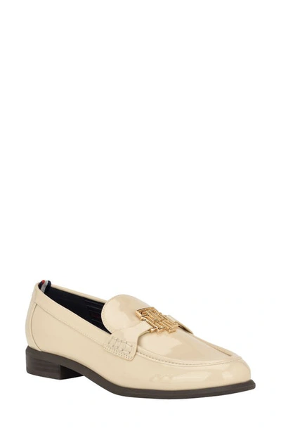 Tommy Hilfiger Terow Loafer In Ivory