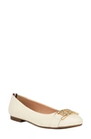 Tommy Hilfiger Gallyne Flat In Ivory