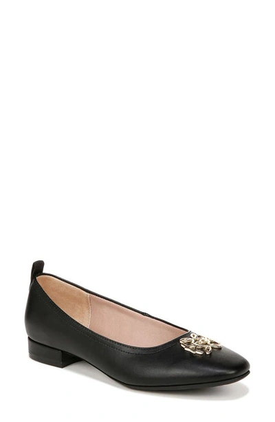 Lifestride Cameo Flat In Black/ Gold
