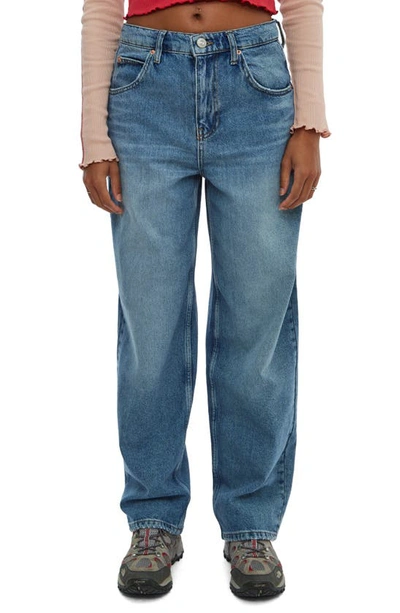 Bdg Urban Outfitters Boyfriend Jeans In Light Vintage
