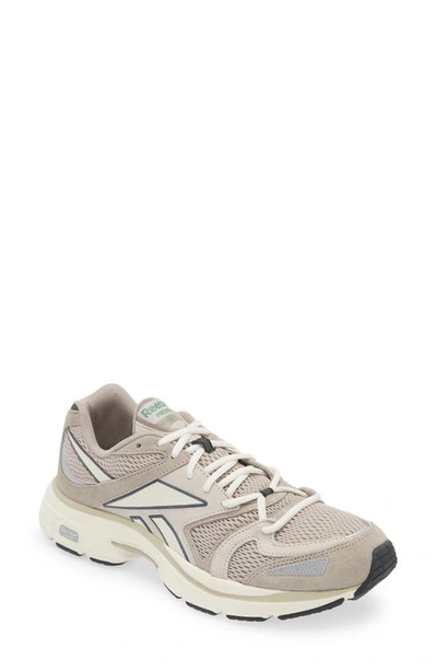 Reebok Premier Road Plus Vi Sneaker In Ash/ Moonst/ Chalk