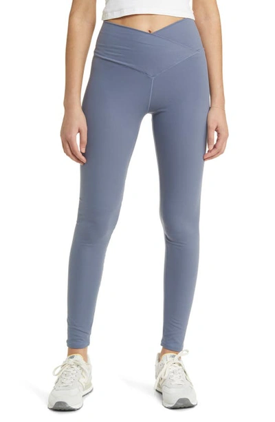 Pacsun Yoga Crossover Leggings In Folkstone Grey