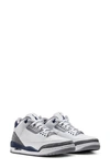 Jordan Air  3 Retro Sneaker In White/ Midnight Navy/ Grey