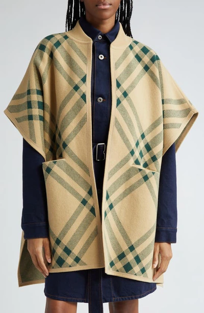 Burberry Check-pattern Wool-blend Cape In Flax/ivy