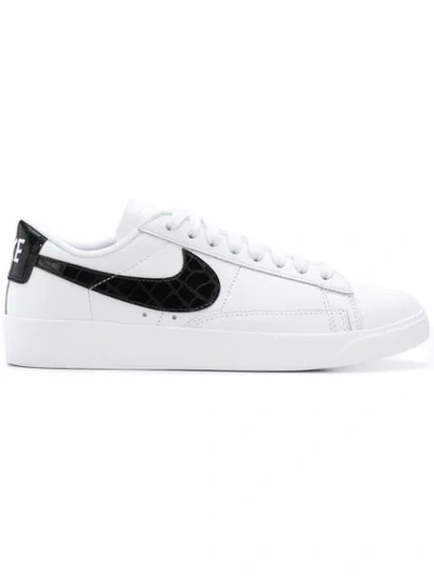 Nike Logo Lace-up Sneakers In White