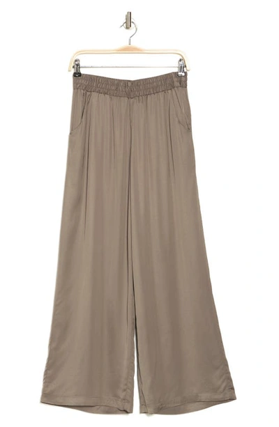 Industry Republic Clothing Airflow Pull-on Wide Leg Pants In Khaki