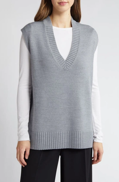 Nordstrom Oversize Sweater Vest In Grey Sharkskin