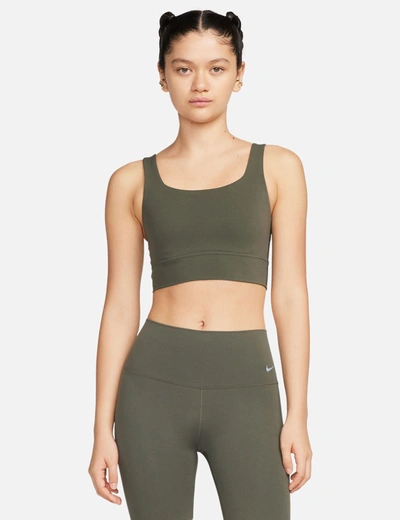 Nike Alate Ellipse Longline Bra In Green