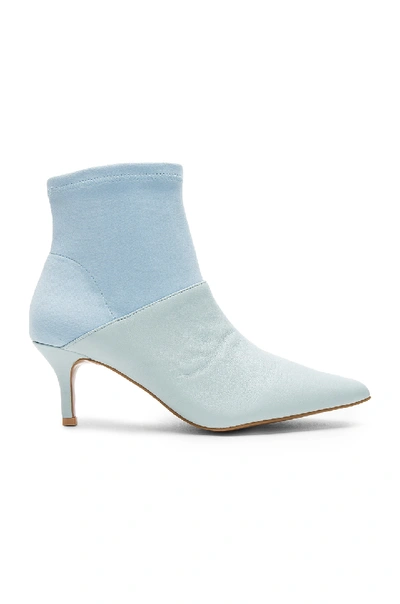 Jaggar Prosper Kitten Heel Boot In Blue