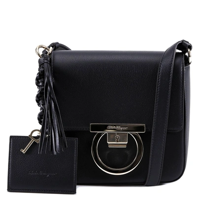 Ferragamo Salvatore  Logo Fastening Shoulder Bag In Black