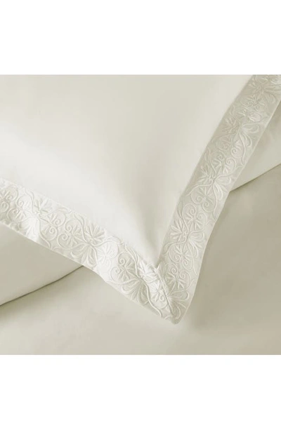 Pure Parima 500 Thread Count 100% Certified Egyptian Cotton Sateen Embroidered 3-piece Ariane Duvet In Ivory