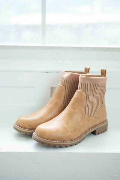 Corkys Footwear Women's Cabin Fever Boot In Brown