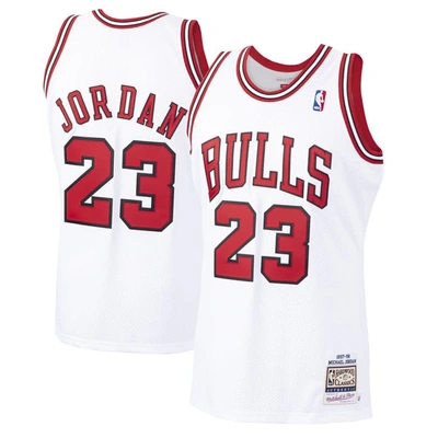 Mitchell & Ness Michael Jordan White Chicago Bulls 1997/98 Hardwood Classics Authentic Jersey
