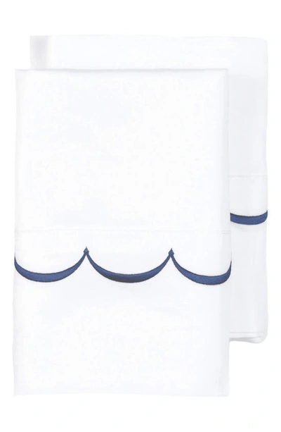 Melange Scalloped Edge Embroidered 600 Thread Count Pillowcases In White/ Navy