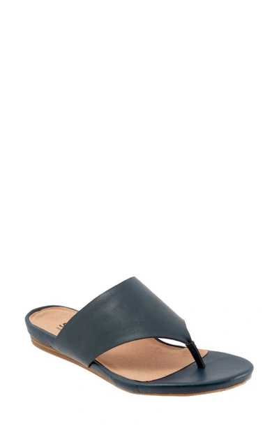 Softwalk Chandler Sandal In Navy