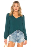 Velvet By Graham & Spencer Samantha Blouse In Green