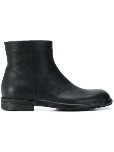 Del Carlo Zipped Ankle Boots - Black