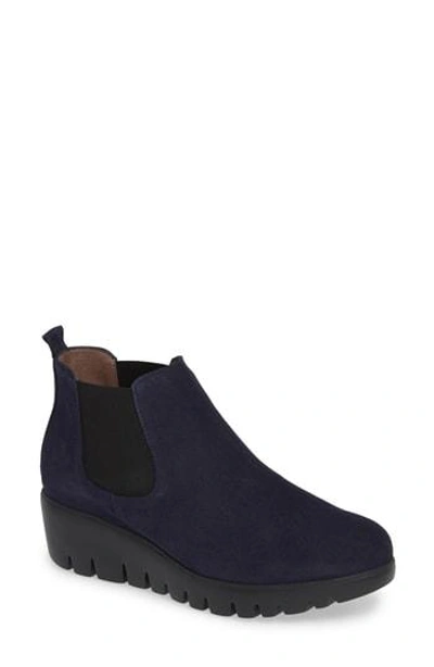 Wonders Slip-on Chelsea Boot In Navy Suede