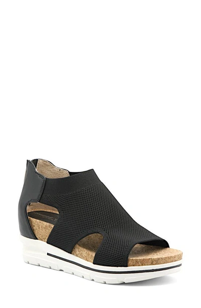 Adrienne Vittadini Charla Wedge Sandal In Black