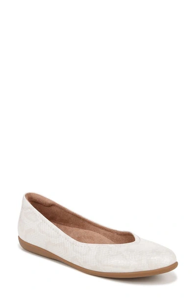 Naturalizer Vivienne Ballet Flat In Beige Snake