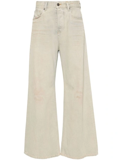 Diesel 1996 D-sire Low-rise Wide-leg Washed Jeans In 01