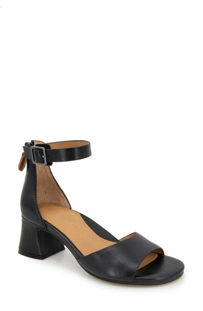 Gentle Souls By Kenneth Cole Iona Block Heel Sandal In Black Leather