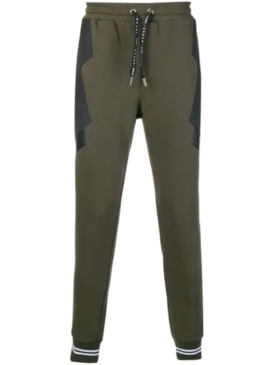 Les Hommes Urban Patch Detail Track Pants In Green