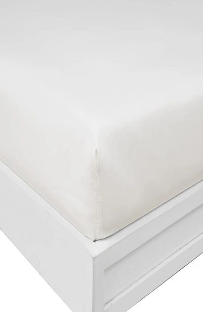 Nautica Na T180 Cvc Solid Fitted Sheet In Deck White