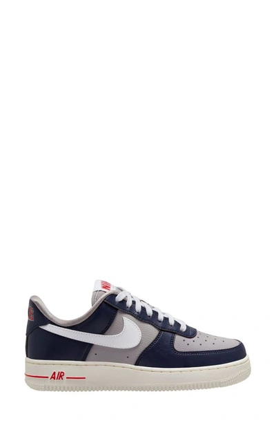 Nike Air Force 1 '07 Se Basketball Sneaker In College Navy/ White/ Pewter