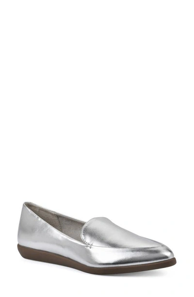 Cliffs By White Mountain Mint Pointed Toe Loafer In Silver/ Metallic