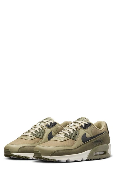 Nike Air Max 90 Sneaker In Brown