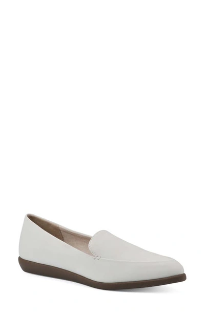 Cliffs By White Mountain Mint Pointed Toe Loafer In White