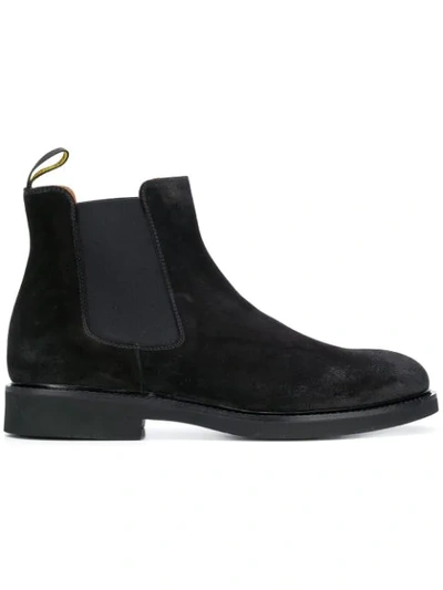 Doucal's Chelsea Boots In Black