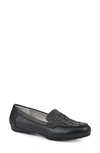 Cliffs By White Mountain Giver Moc Toe Loafer In Black Tumbled Smooth