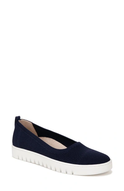 Vionic Uptown Knit Skimmer Flat In Navy