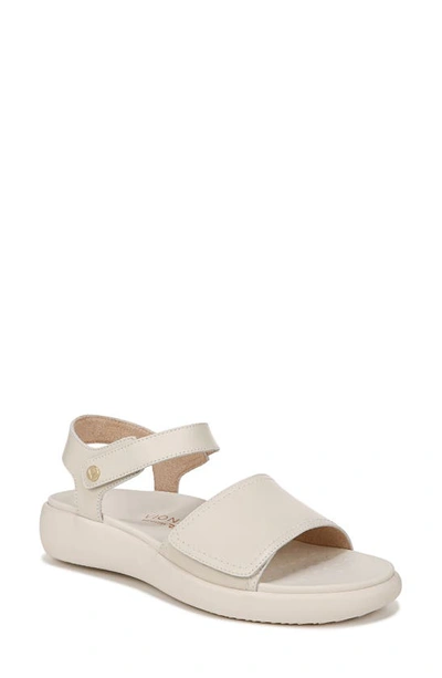 Vionic Awaken Rx Sandal In Cream