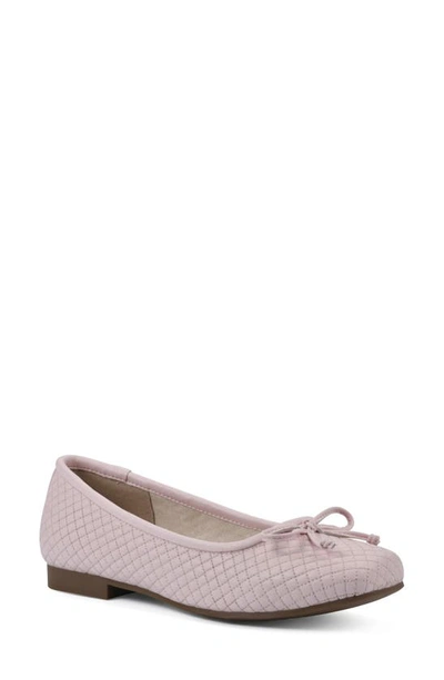 Cliffs By White Mountain Bessy Ballet Flat In Pale Pink Smooth