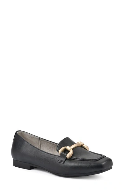 Cliffs By White Mountain Bestow Bit Loafer In Black/smooth