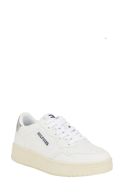 Tommy Hilfiger Dunner Platform Sneaker In White