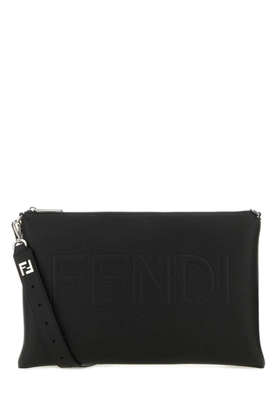 Fendi Logo Detailed Zipped Clutch Bag In Black