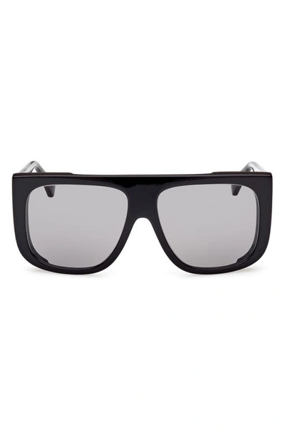 Max Mara 60mm Shield Sunglasses In Shiny Black / Smoke