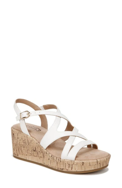 Lifestride Bailey Wedge Sandal In Bright White