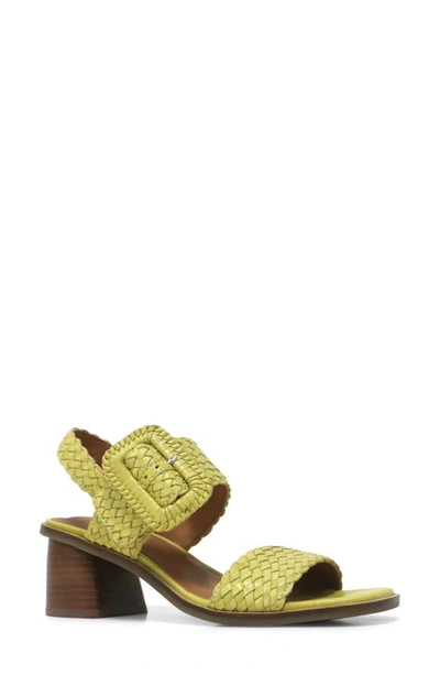 Gentle Souls By Kenneth Cole Madylyn Slingback Sandal In Banana Leather