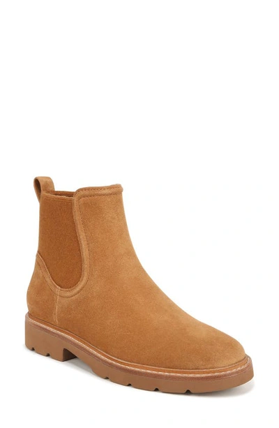 Vince Rue Chelsea Boot In Tan