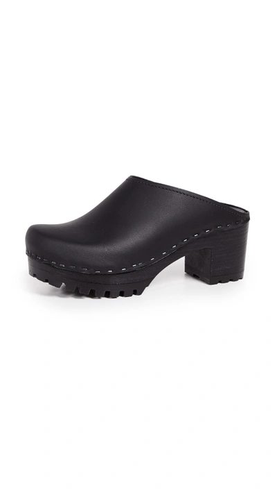 No.6 New School Tread Clogs In Black