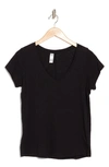 Spanx Slub V-neck T-shirt In Very Black