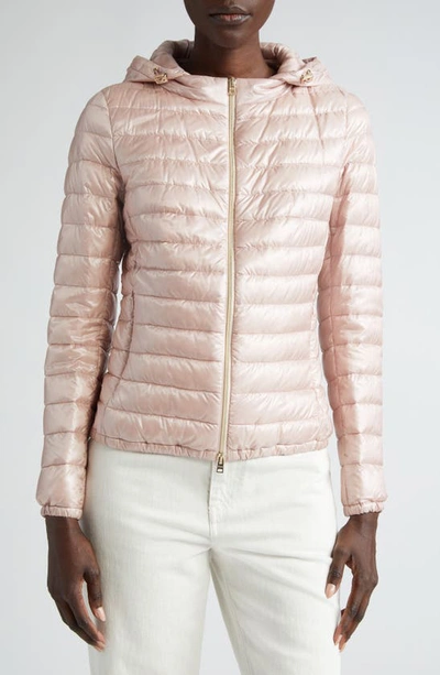 Herno Iconico Angela Classic Short Down Puffer Jacket In Light Pink