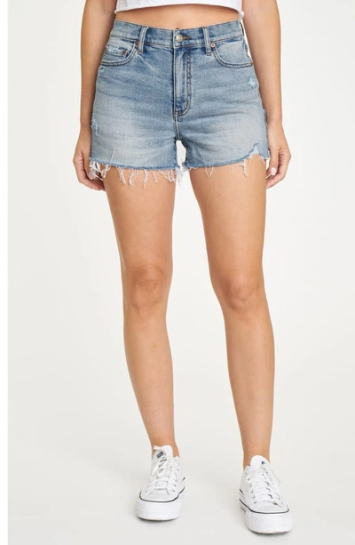 Daze Troublemaker Cutoff Denim Shorts In Revenge