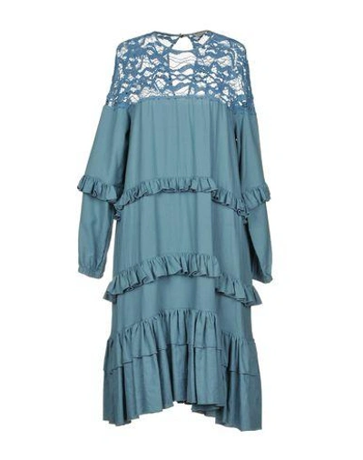 Soho De Luxe Knee-length Dress In Slate Blue